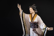 Große Geisha Statue
