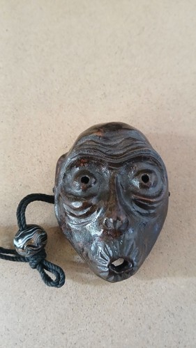 Netsuke maske usobuki - usobuki, plus