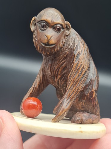 Rarität okimono affe spielt - raritÄt,